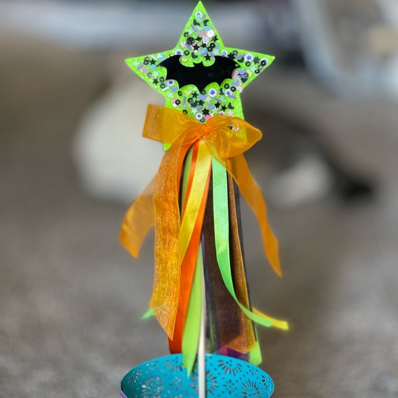 Groovy Mirrored Disco Ball Halloween Wand / Magic Bat Wand, Cinderella Princess - Picture 6 of 13